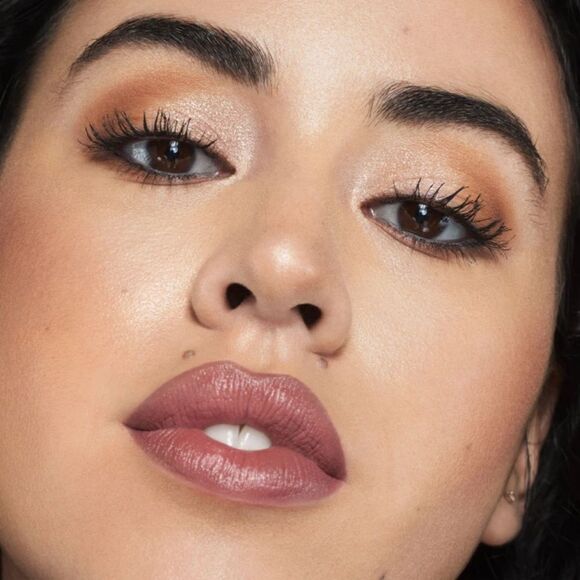 NIB GXVE Paint It Up Longwear Mousse Eyeshadow in Topknot - Picture 4 of 8